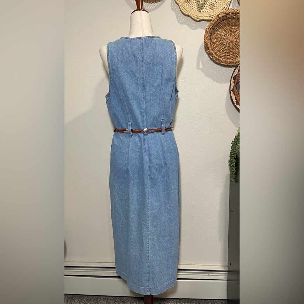 Vintage Chambray Button-Front Midi Dress with Belt - Picture 4 of 14